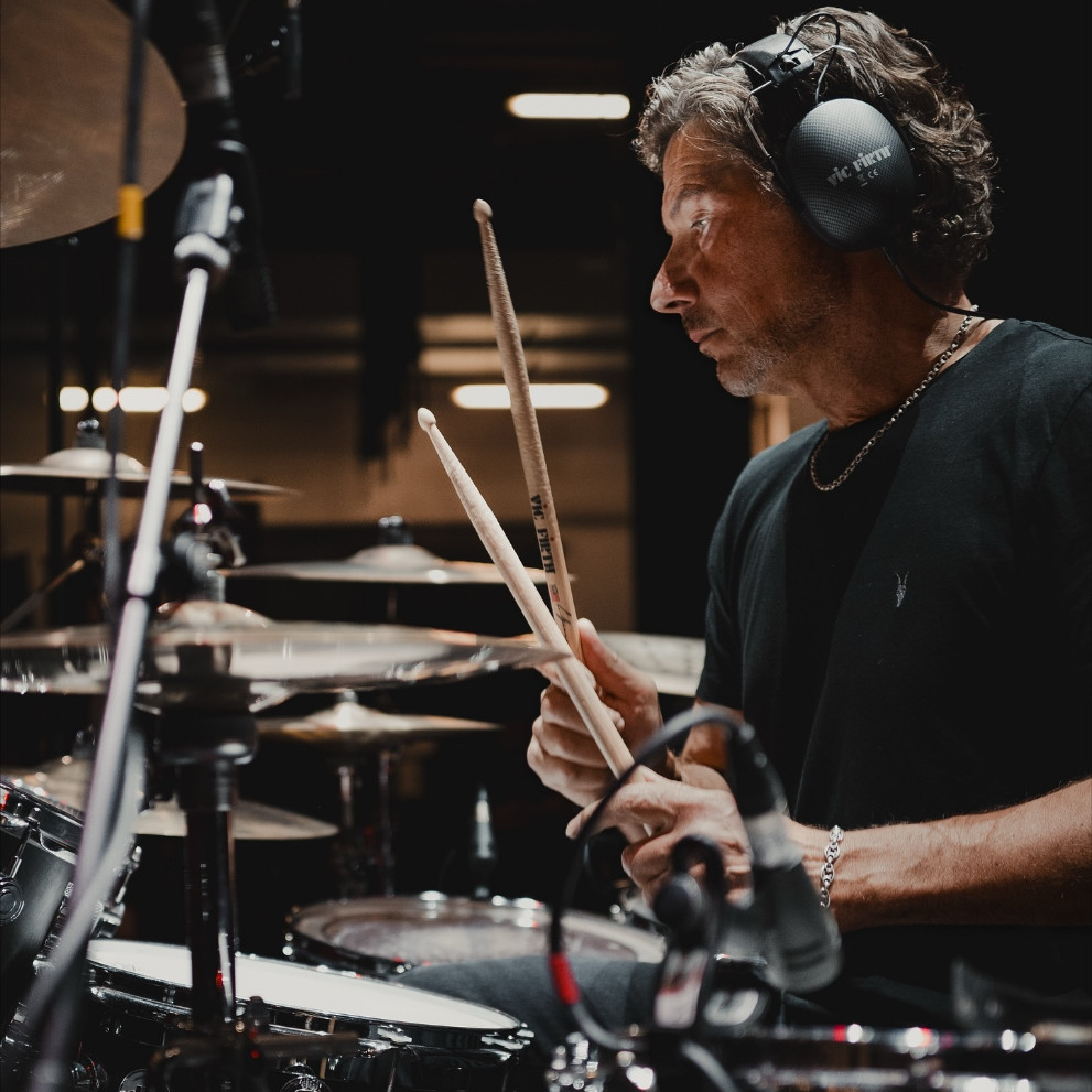 CHRISTOPH SCHNEIDER NA UK DRUM SHOWU