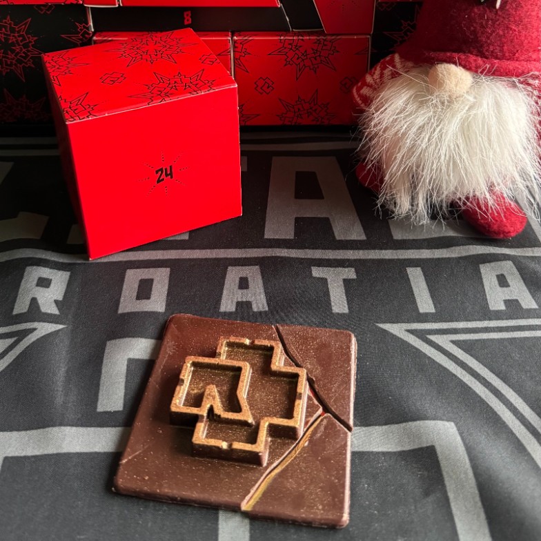 DONOSIMO VAM VIDEE OTVARANJA SVIH 24 POKLONA IZ RAMMSTEINOVOG ADVENTSKOG KALENDARA 2024